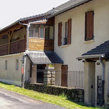 En Duplex 4 Personnes, Vallee De La Jordanne, Cantal