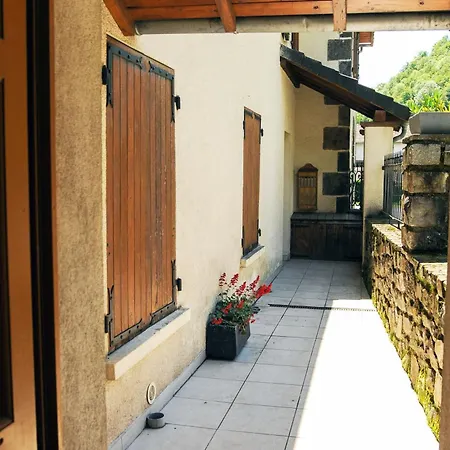 En Duplex 4 Personnes, Vallee De La Jordanne, Cantal Σπίτι διακοπών