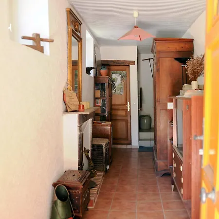 En Duplex 4 Personnes, Vallee De La Jordanne, Cantal